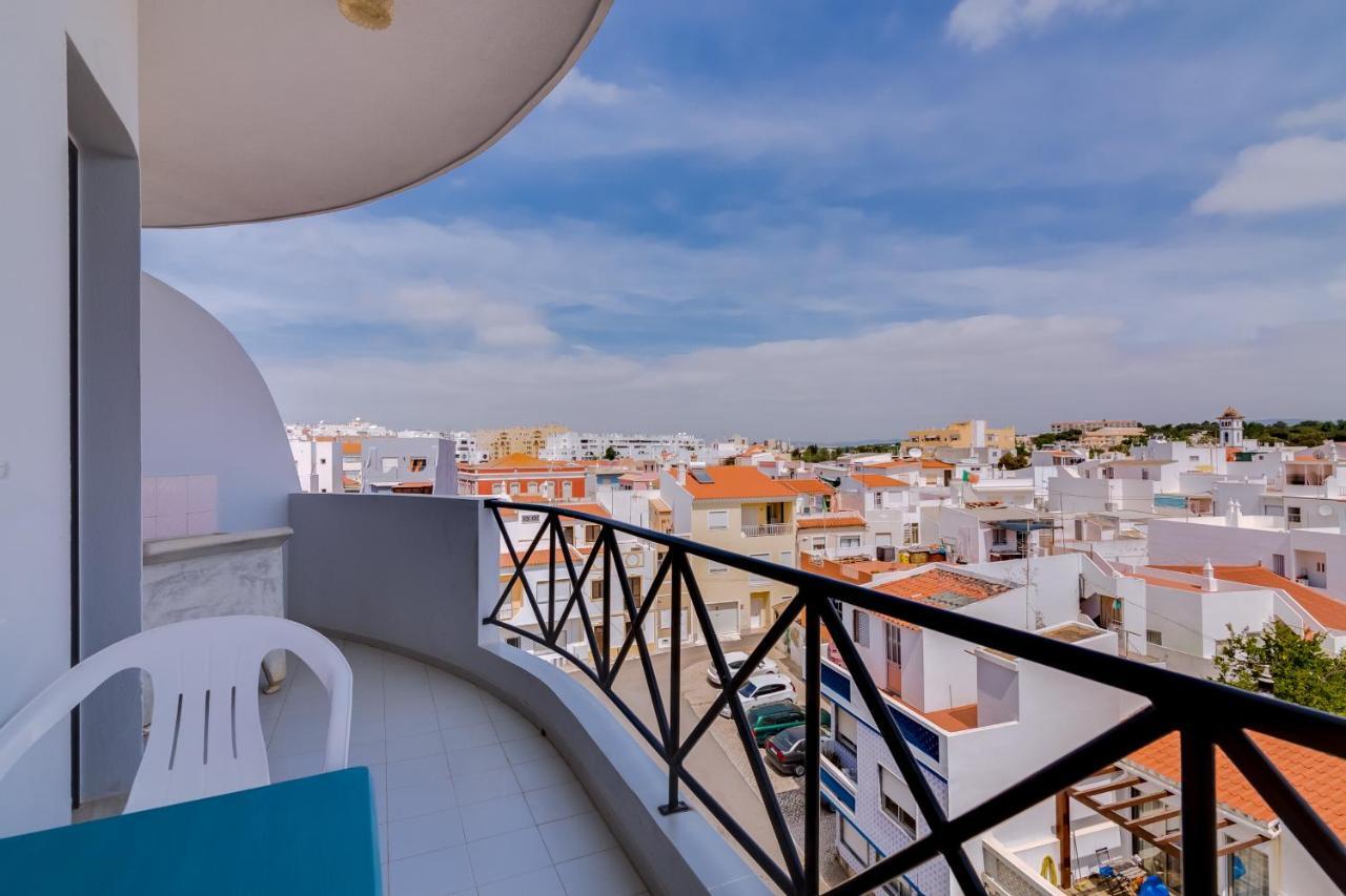 Loky - Near Quarteira Center Apartment Екстериор снимка