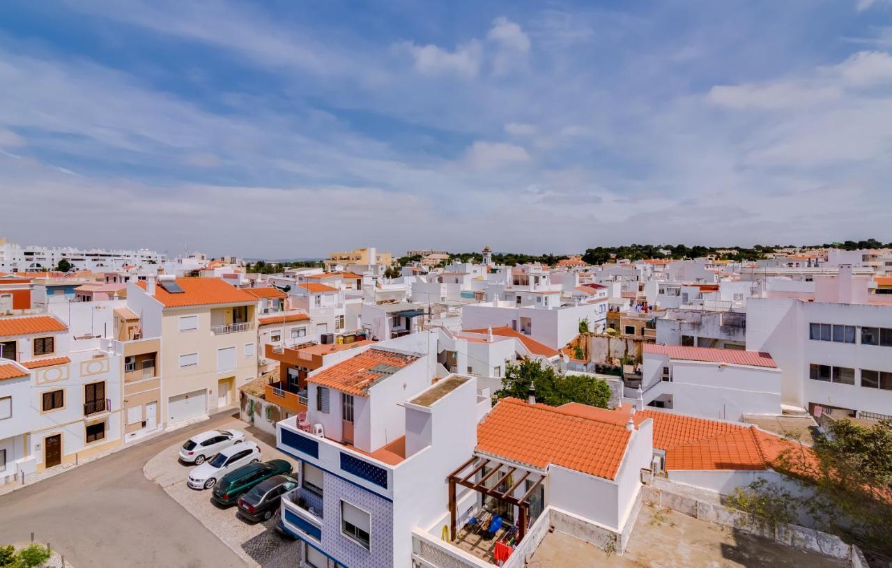 Loky - Near Quarteira Center Apartment Екстериор снимка
